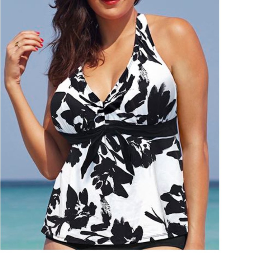 Raven Halter Tankini Top Swimsuits For All